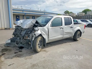 NISSAN FRONTIER DESERT RUNNER