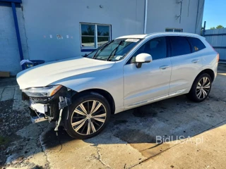 VOLVO XC60 B5 INSCRIPTION