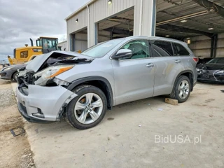TOYOTA HIGHLANDER LIMITED