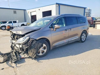 CHRYSLER PACIFICA TOURING L PLUS