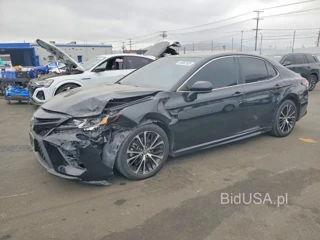 TOYOTA CAMRY HYBRID SE