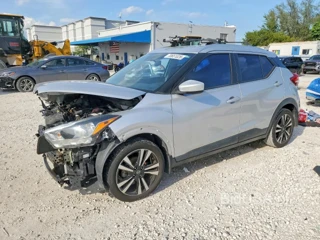 NISSAN KICKS SV