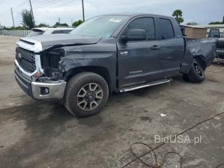 TOYOTA TUNDRA SR5