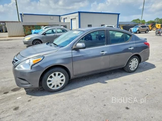NISSAN VERSA SV