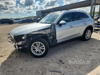 MERCEDES-BENZ GLC 300 4MATIC