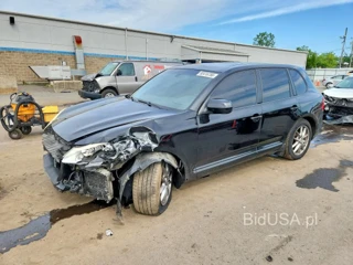 PORSCHE CAYENNE TURBO