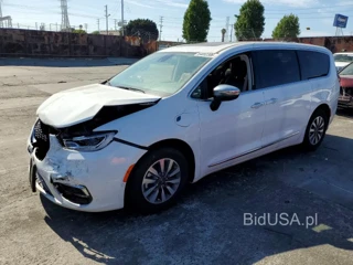 CHRYSLER PACIFICA HYBRID LIMITED