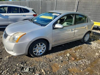 NISSAN SENTRA 2.0
