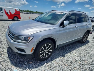 VOLKSWAGEN TIGUAN SE/SE R-LINE BLACK/SEL