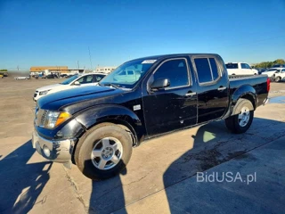 NISSAN FRONTIER SE