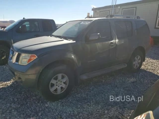NISSAN PATHFINDER XE