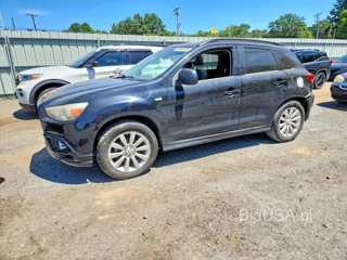 MITSUBISHI OUTLANDER SPORT SE
