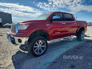 TOYOTA TUNDRA CREWMAX LIMITED