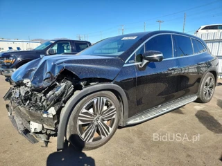 MERCEDES-BENZ EQS SUV 450+