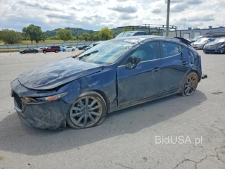 MAZDA 3 PREFERRED