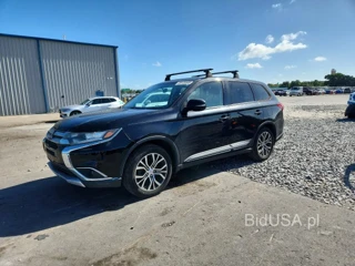 MITSUBISHI OUTLANDER SE