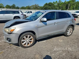 MITSUBISHI OUTLANDER SPORT SE