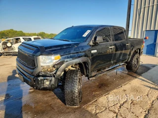 TOYOTA TUNDRA CREWMAX PLATINUM
