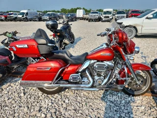 HARLEY-DAVIDSON FLHTCU