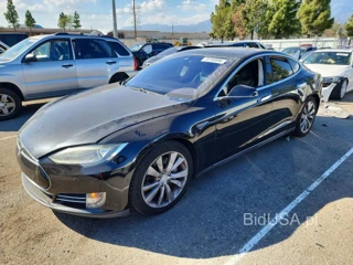 TESLA MODEL S 85D