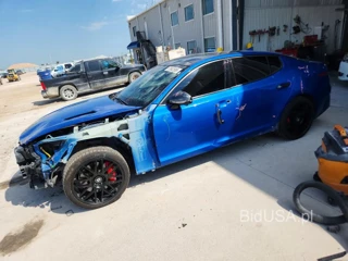KIA STINGER GT2