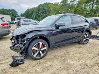 AUDI Q5 PREMIUM PLUS 45