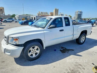 DODGE DAKOTA SLT