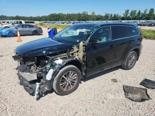 TOYOTA HIGHLANDER XLE