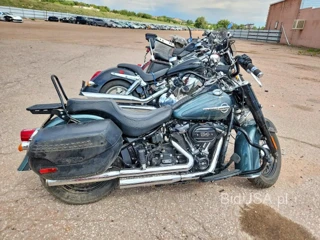 HARLEY-DAVIDSON FLHCS