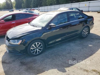 VOLKSWAGEN JETTA SE