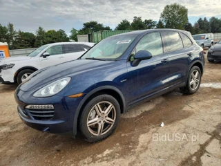 PORSCHE CAYENNE S HYBRID