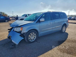 CHRYSLER TOWN & COUNTRY TOURING