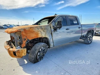 CHEVROLET SILVERADO K2500 CUSTOM
