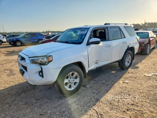 TOYOTA 4RUNNER SR5