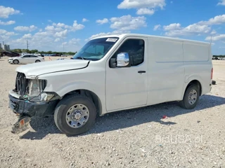 NISSAN NV 2500 HD SV