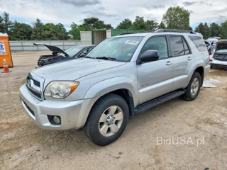TOYOTA 4RUNNER SR5