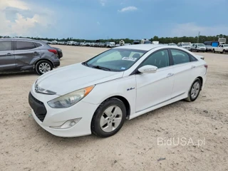 HYUNDAI SONATA HYBRID