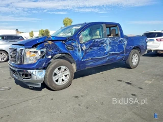 NISSAN TITAN S