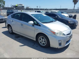 TOYOTA TOYOTA PRIUS TWO