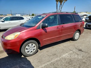 TOYOTA SIENNA LE 7 PASSENGER