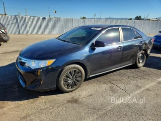 TOYOTA CAMRY HYBRID LE