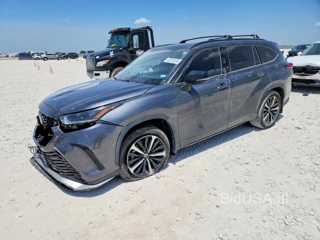 TOYOTA HIGHLANDER XSE