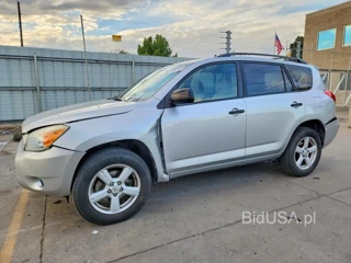 TOYOTA RAV4 BASE