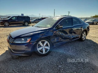 VOLKSWAGEN PASSAT SE