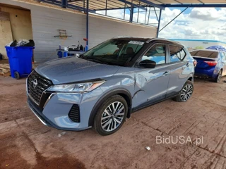 NISSAN KICKS SV
