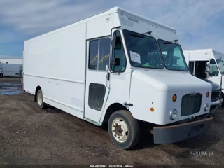 FREIGHTLINER FREIGHTLINER CHASSIS M LINE WALK-IN VAN