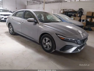 HYUNDAI HYUNDAI ELANTRA SE