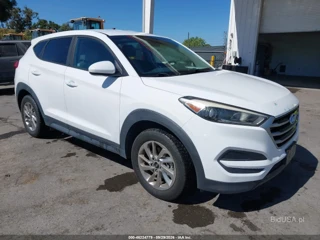 HYUNDAI HYUNDAI TUCSON SE