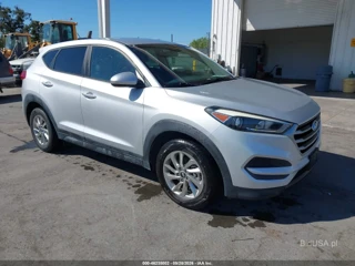 HYUNDAI HYUNDAI TUCSON SE