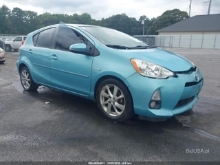 TOYOTA TOYOTA PRIUS C FOUR